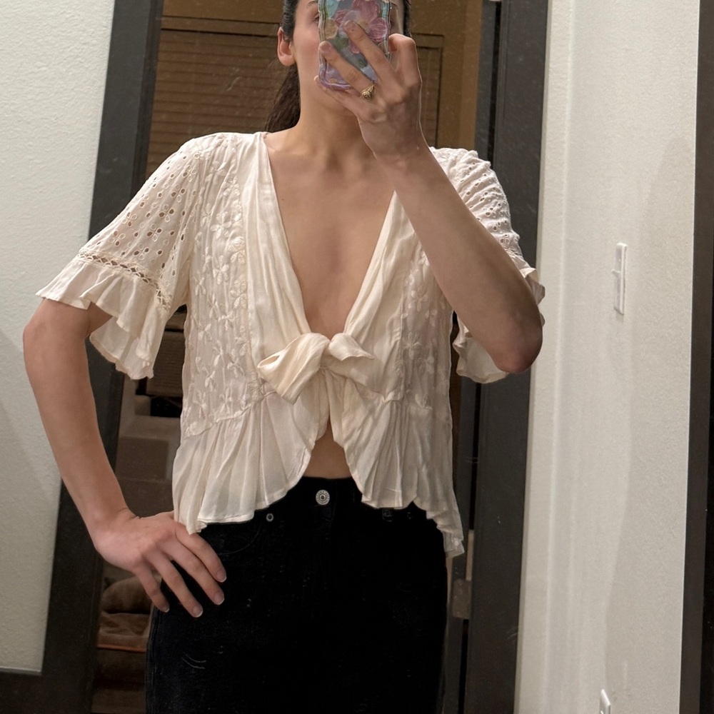 American Eagle Outfitters Cream Tie-Front Blouse